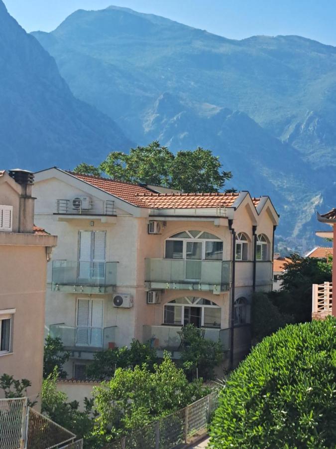 Apartments With Sea View In Prcanj Kotor Kültér fotó