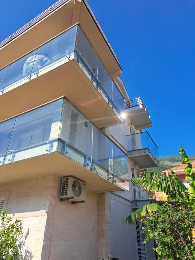 Apartments With Sea View In Prcanj Kotor Kültér fotó