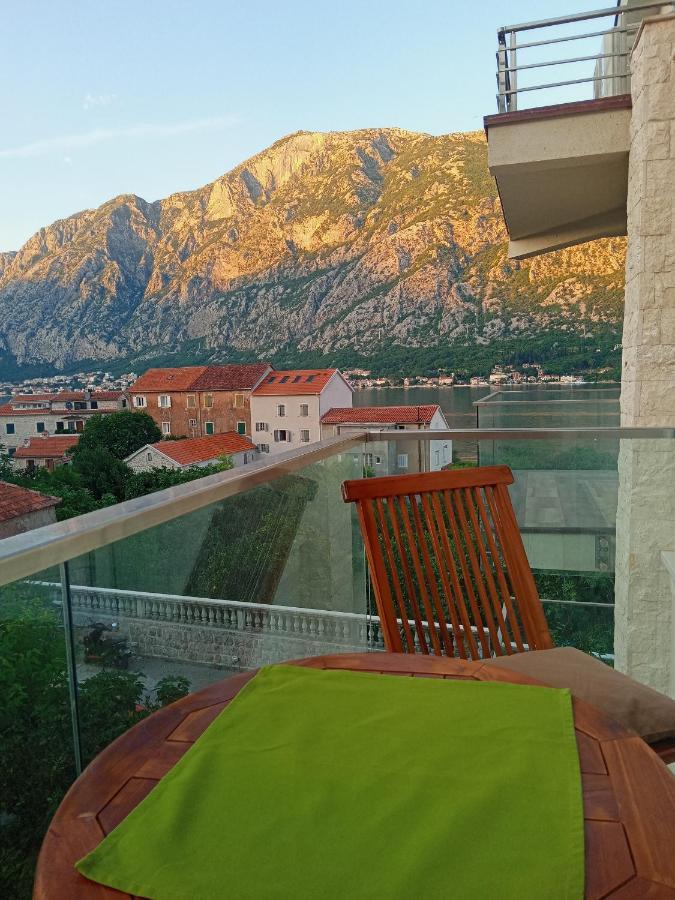 Apartments With Sea View In Prcanj Kotor Kültér fotó