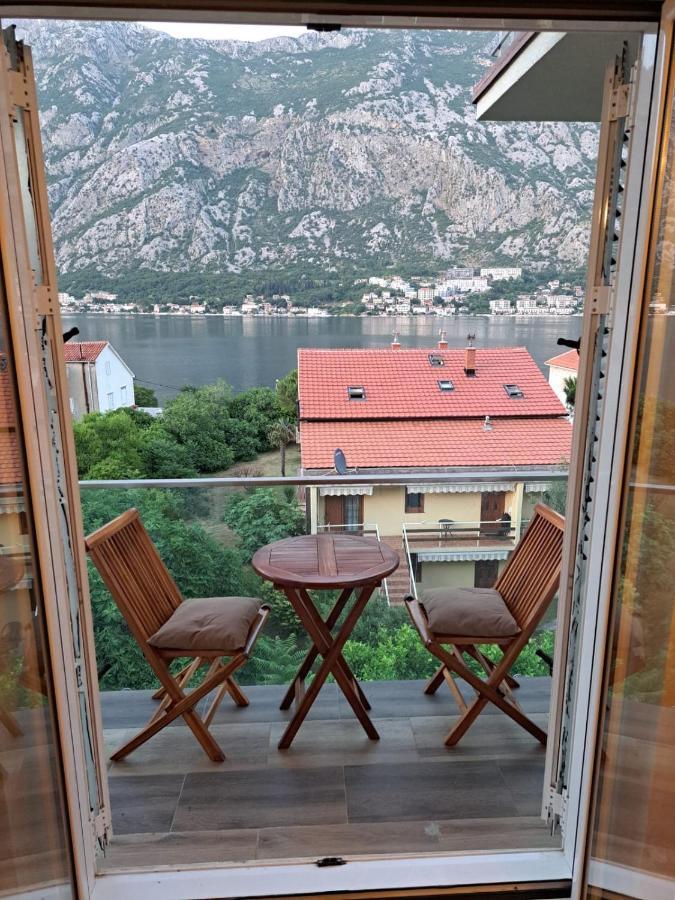 Apartments With Sea View In Prcanj Kotor Kültér fotó