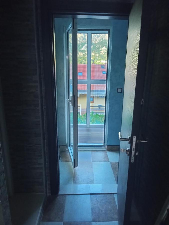 Apartments With Sea View In Prcanj Kotor Kültér fotó