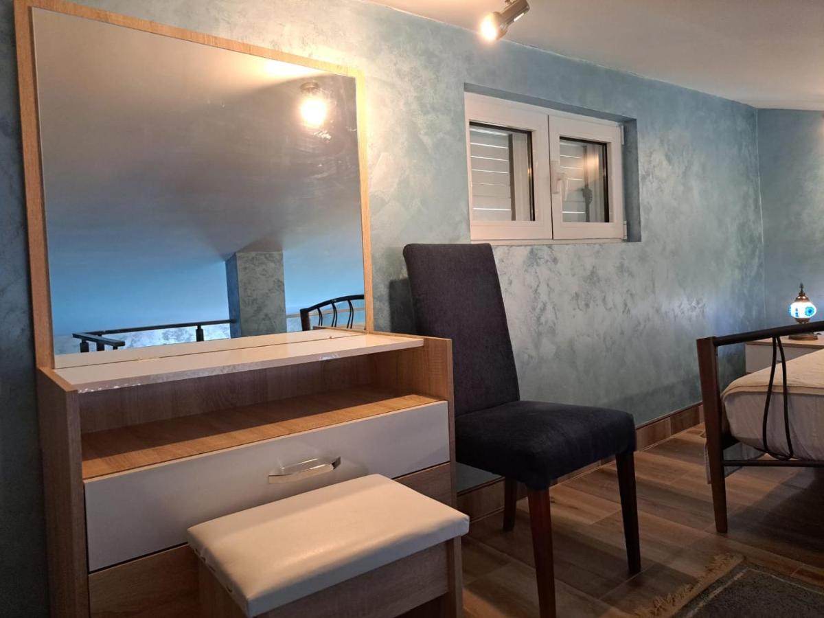 Apartments With Sea View In Prcanj Kotor Kültér fotó