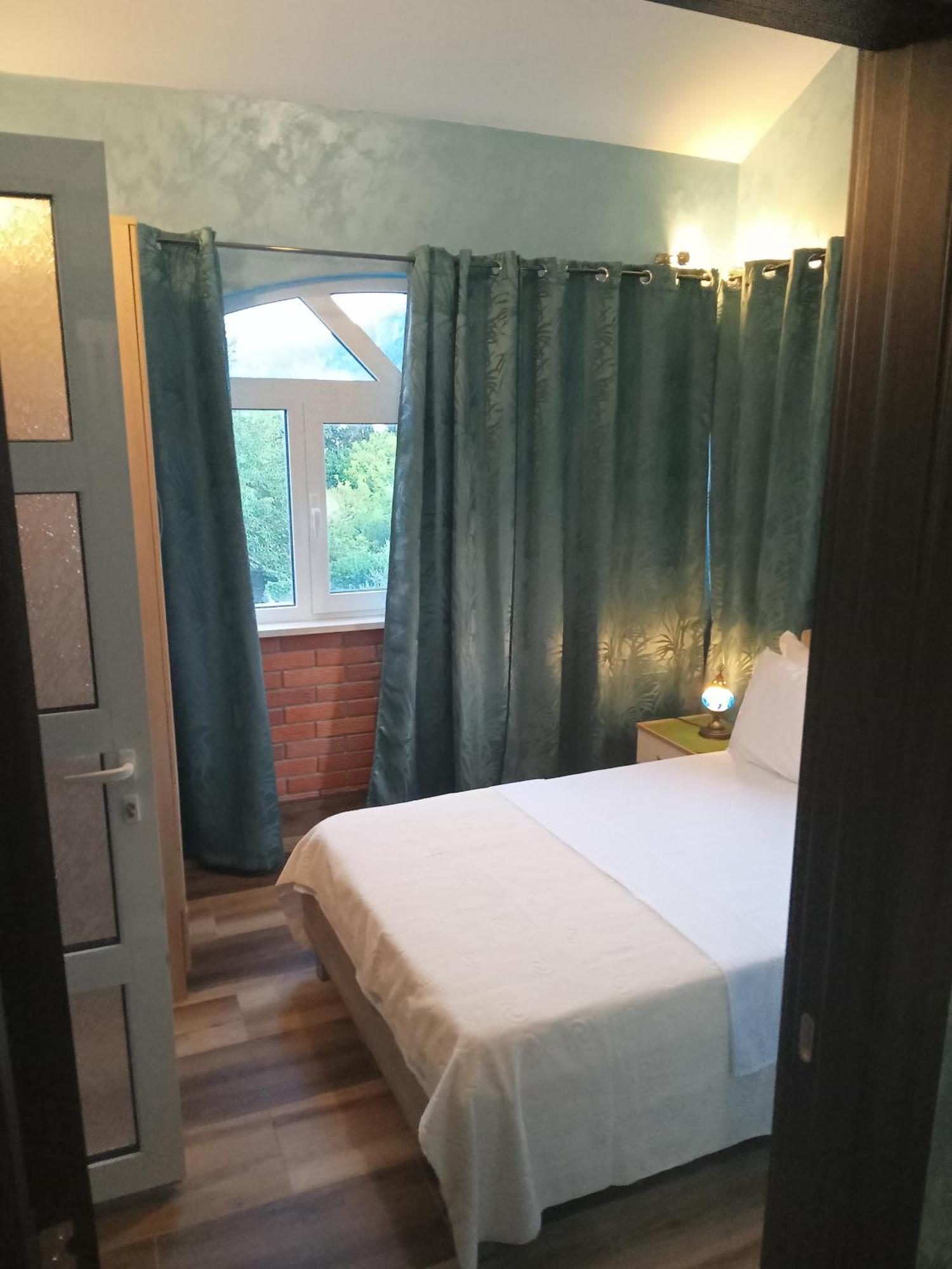 Apartments With Sea View In Prcanj Kotor Szoba fotó